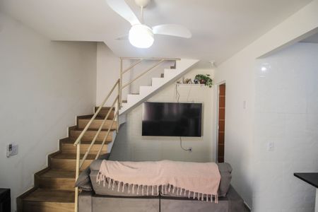 Casa de condomínio para alugar com 88m², 2 quartos e 1 vagaSala