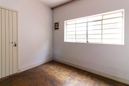 Sala de casa à venda com 4 quartos, 211m² em Vila Romana, São Paulo