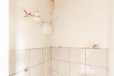 Casa à venda com 211m², 4 quartos e 4 vagasBanheiro 2