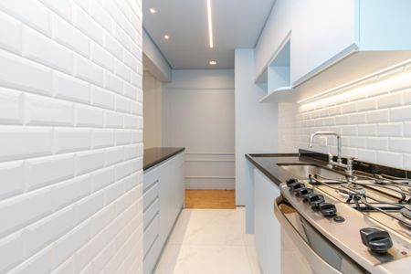 Apartamento à venda com 58m², 2 quartos e 1 vagaCozinha