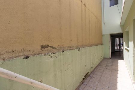 Casa à venda com 156m², 4 quartos e 2 vagasCorredor Externo