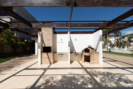 Apartamento para alugar com 50m², 2 quartos e 1 vaga Apartamento para alugar com 50m², 2 quartos e 1 vagaÁrea comum - Churrasqueira