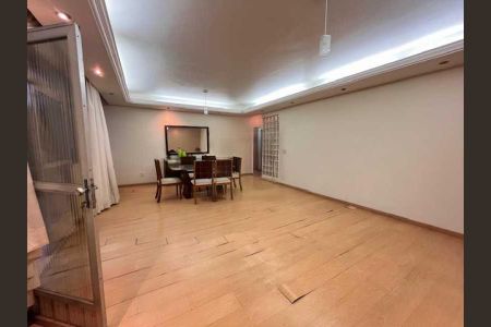 Casa à venda com 4 quartos, 356m² em Jardim Guanabara, Rio de Janeiro
