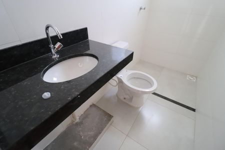 Apartamento para alugar com 58m², 2 quartos e 1 vagaBanheiro do Quarto 2