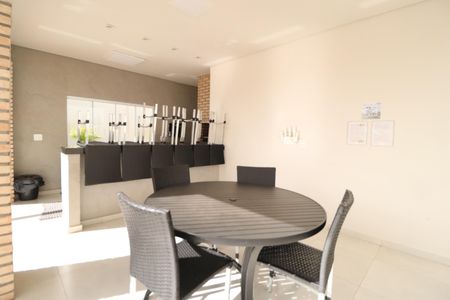 Apartamento para alugar com 58m², 2 quartos e 1 vagaÁrea comum - Churrasqueira