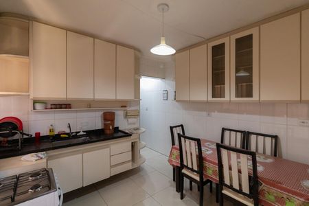 Casa para alugar com 80m², 3 quartos e 2 vagas Casa para alugar com 80m², 3 quartos e 2 vagasCozinha