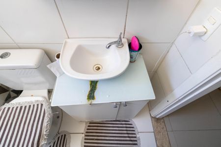 Apartamento para alugar com 55m², 2 quartos e sem vaga Apartamento para alugar com 55m², 2 quartos e sem vagaBanheiro