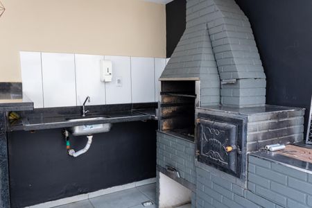 Apartamento para alugar com 55m², 2 quartos e sem vaga Apartamento para alugar com 55m², 2 quartos e sem vagaÁrea comum - Churrasqueira