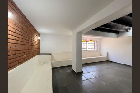 Casa para alugar com 480m², 5 quartos e 3 vagasSalão de Festas