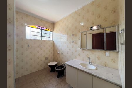 Casa para alugar com 480m², 5 quartos e 3 vagasBanheiro
