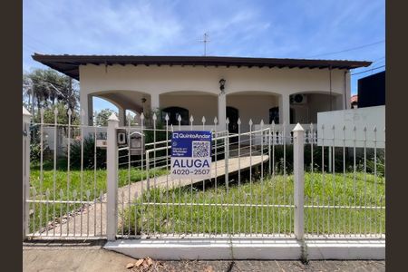 Casa para alugar com 480m², 5 quartos e 3 vagasPlaquinha