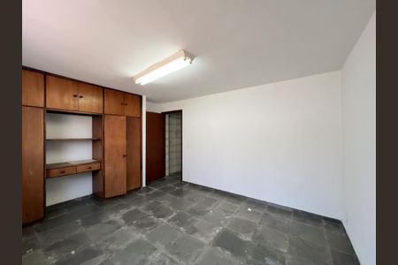 Casa para alugar com 480m², 5 quartos e 3 vagasEscritório