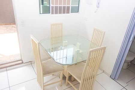 Studio para alugar com 23m², 1 quarto e sem vaga Studio para alugar com 23m², 1 quarto e sem vagaQuarto/Cozinha