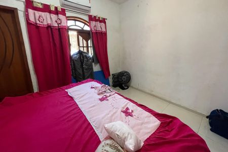 Quarto de casa para alugar com 3 quartos, 91m² em Vila Leopoldina, Duque de Caxias