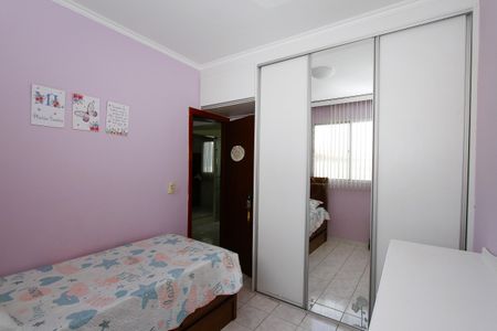 Apartamento à venda com 54m², 2 quartos e 1 vagaQuarto 2