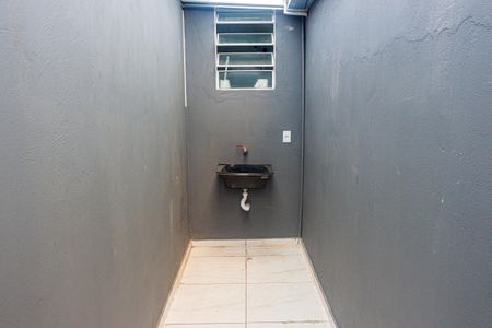 Studio para alugar com 30m², 1 quarto e sem vaga Studio para alugar com 30m², 1 quarto e sem vagaÁrea de Serviço