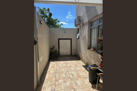 Apartamento à venda com 106m², 2 quartos e 2 vagas Apartamento à venda com 106m², 2 quartos e 2 vagasFoto 04