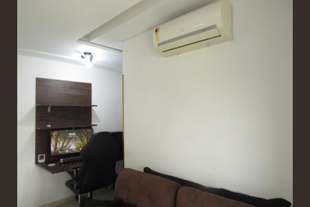 Sala de apartamento à venda com 1 quarto, 45m² em Continental, Osasco