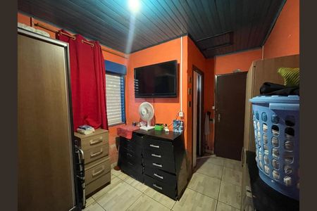 Casa à venda com 100m², 2 quartos e 2 vagasQuarto Suíte