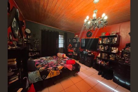 Casa à venda com 100m², 2 quartos e 2 vagasQuarto