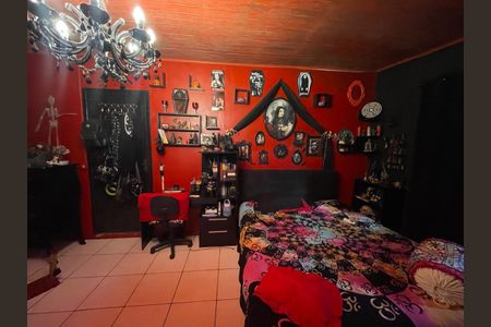 Casa à venda com 100m², 2 quartos e 2 vagasQuarto