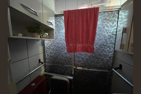 Casa à venda com 100m², 2 quartos e 2 vagasBanheiro da Suíte