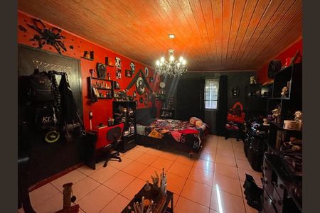 Casa à venda com 100m², 2 quartos e 2 vagasQuarto