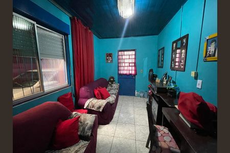 Casa à venda com 100m², 2 quartos e 2 vagasSala de TV