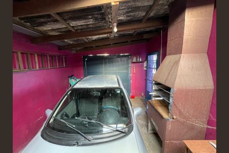 Casa à venda com 100m², 2 quartos e 2 vagasGaragem