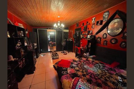 Casa à venda com 100m², 2 quartos e 2 vagasQuarto