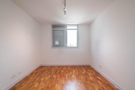 Apartamento à venda com 105m², 3 quartos e 1 vagaQuarto 1