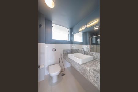 Apartamento à venda com 105m², 3 quartos e 1 vagaBanheiro Social