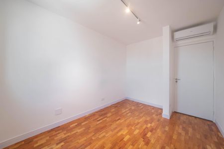 Apartamento à venda com 105m², 3 quartos e 1 vagaQuarto 1
