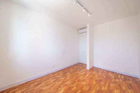 Apartamento à venda com 105m², 3 quartos e 1 vagaQuarto 2