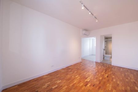 Apartamento à venda com 105m², 3 quartos e 1 vagaSuíte