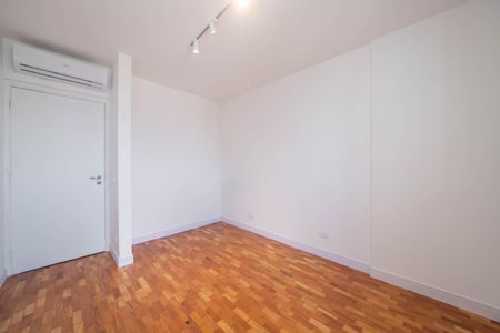 Apartamento à venda com 105m², 3 quartos e 1 vagaQuarto 2