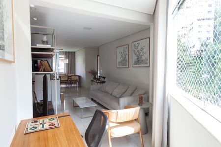 Apartamento à venda com 170m², 3 quartos e 3 vagassala 1