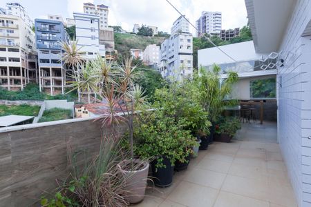 Apartamento à venda com 170m², 3 quartos e 3 vagasÁrea externa cobertura 