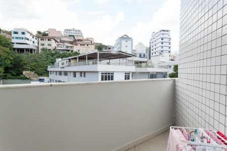 Apartamento à venda com 170m², 3 quartos e 3 vagasvaranda suite 2