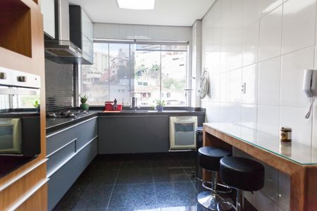 Apartamento à venda com 170m², 3 quartos e 3 vagasvaranda suite 2