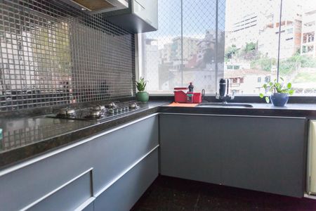 Apartamento à venda com 170m², 3 quartos e 3 vagasvaranda suite 2