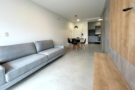 Apartamento para alugar com 75m², 2 quartos e 2 vagas Apartamento para alugar com 75m², 2 quartos e 2 vagasSala