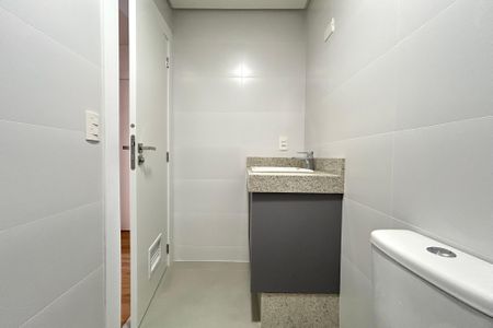 Apartamento para alugar com 75m², 2 quartos e 2 vagas Apartamento para alugar com 75m², 2 quartos e 2 vagasBanheiro suíte