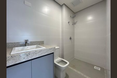 Apartamento para alugar com 75m², 2 quartos e 2 vagas Apartamento para alugar com 75m², 2 quartos e 2 vagasBanheiro social