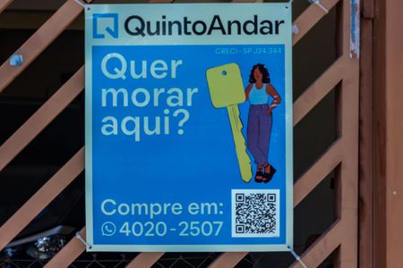 Casa à venda com 183m², 3 quartos e 4 vagasFachada - Plaquinha