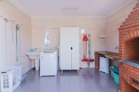 Casa à venda com 183m², 3 quartos e 4 vagasLavanderia