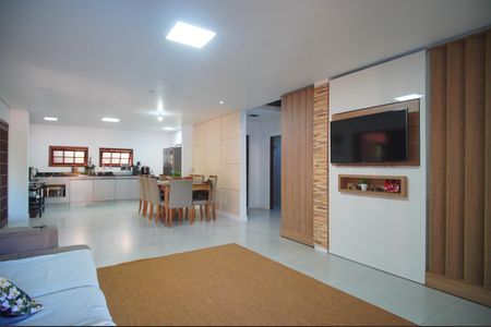 Sala de casa à venda com 3 quartos, 222m² em Fazenda São Borja, São Leopoldo