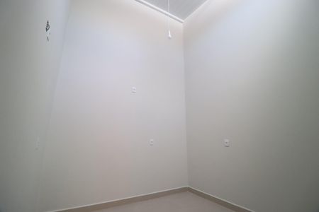 Kitnet/Studio para alugar com 1 quarto, 20m² em Presidente Roosevelt, Uberlândia