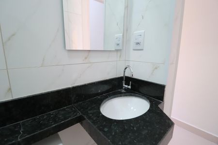 Kitnet/Studio para alugar com 1 quarto, 20m² em Presidente Roosevelt, Uberlândia