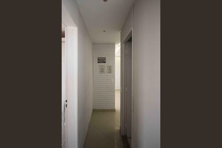 Apartamento à venda com 60m², 3 quartos e 1 vagaCorredor